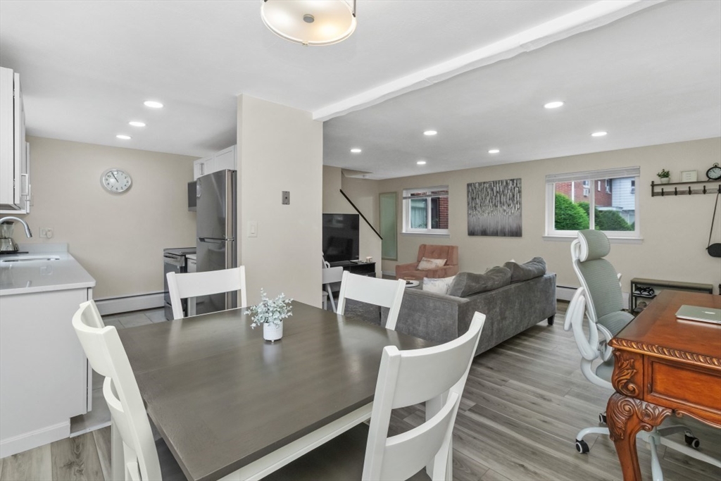 208 Bishop Dr # 208