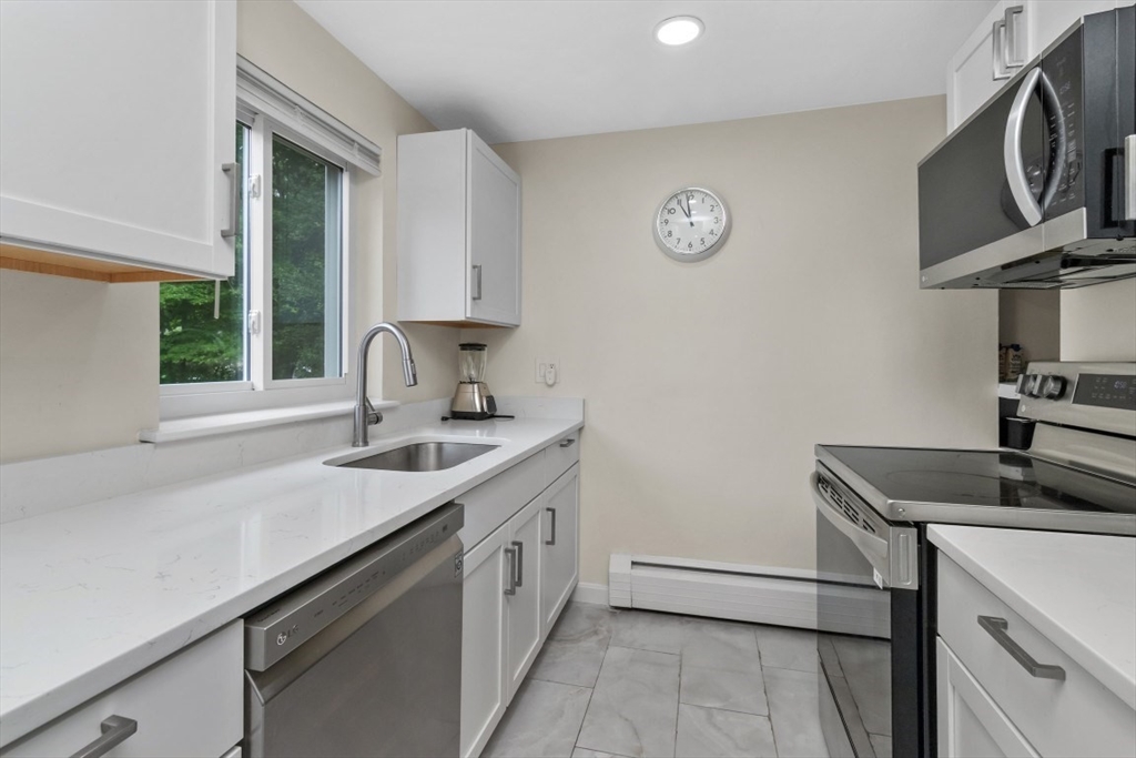 208 Bishop Dr # 208