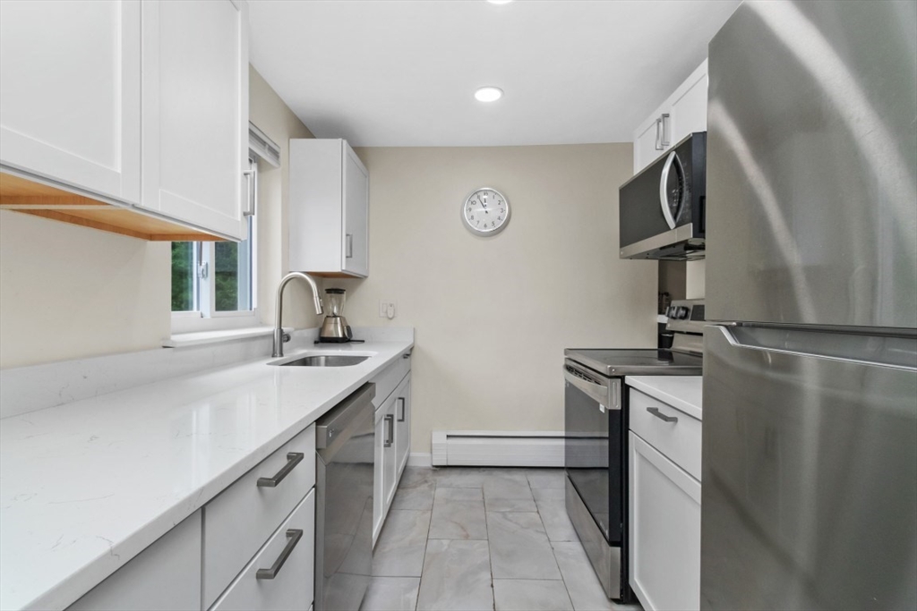 208 Bishop Dr # 208