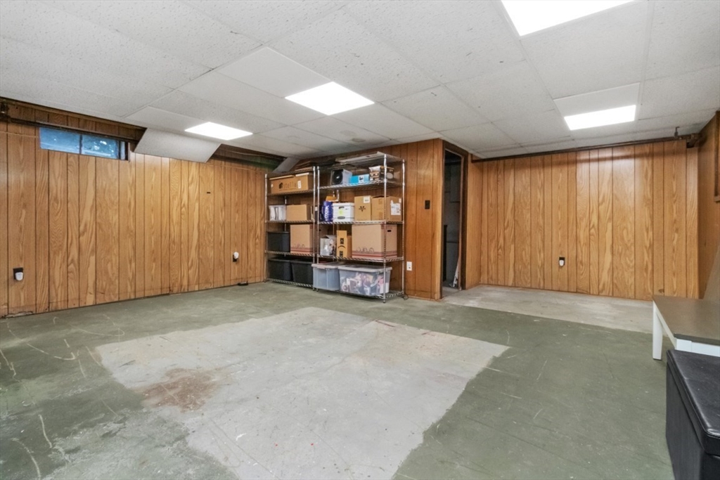 208 Bishop Dr # 208