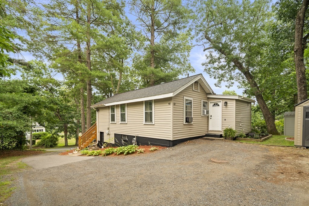 36 Elm Rd.
