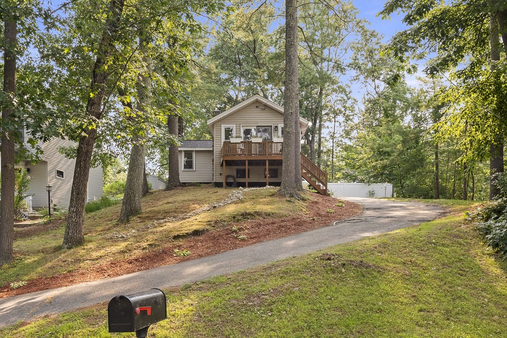 36 Elm Rd.
