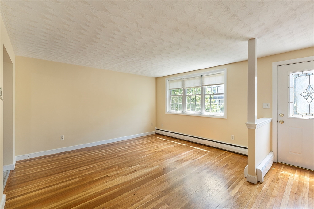 15 Walnut St. # 15