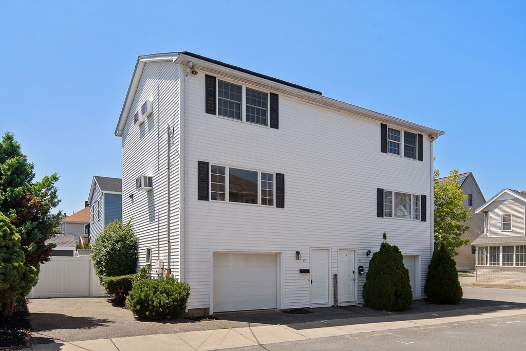 49R Ashton St. # 49R