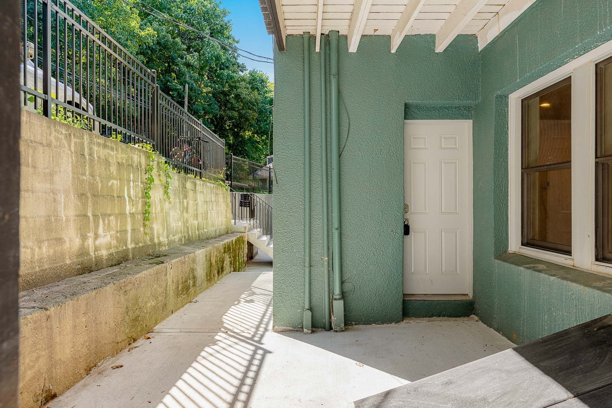 1 Centre Street Terrace # 4