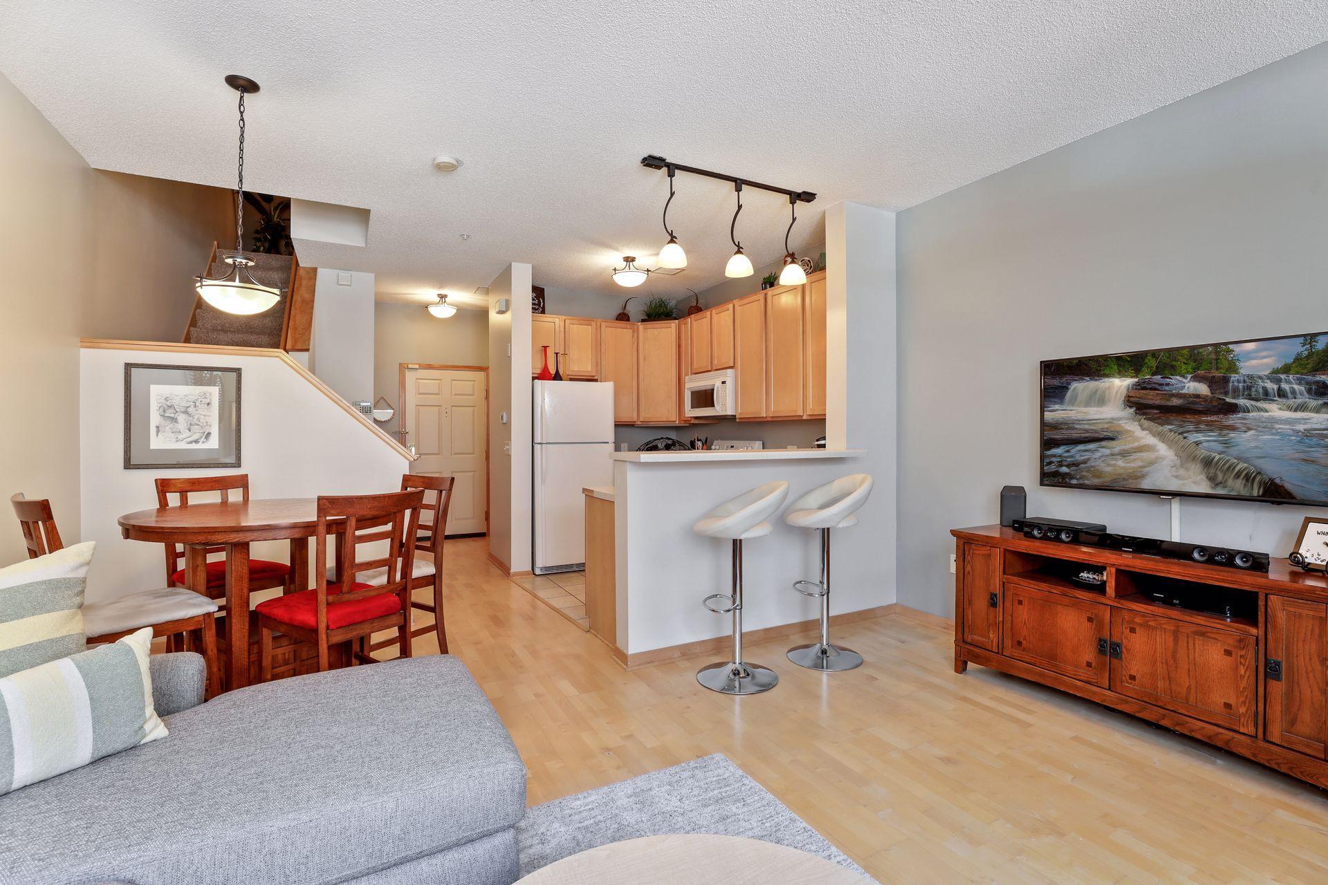 560 N 2nd Street Unit: 140