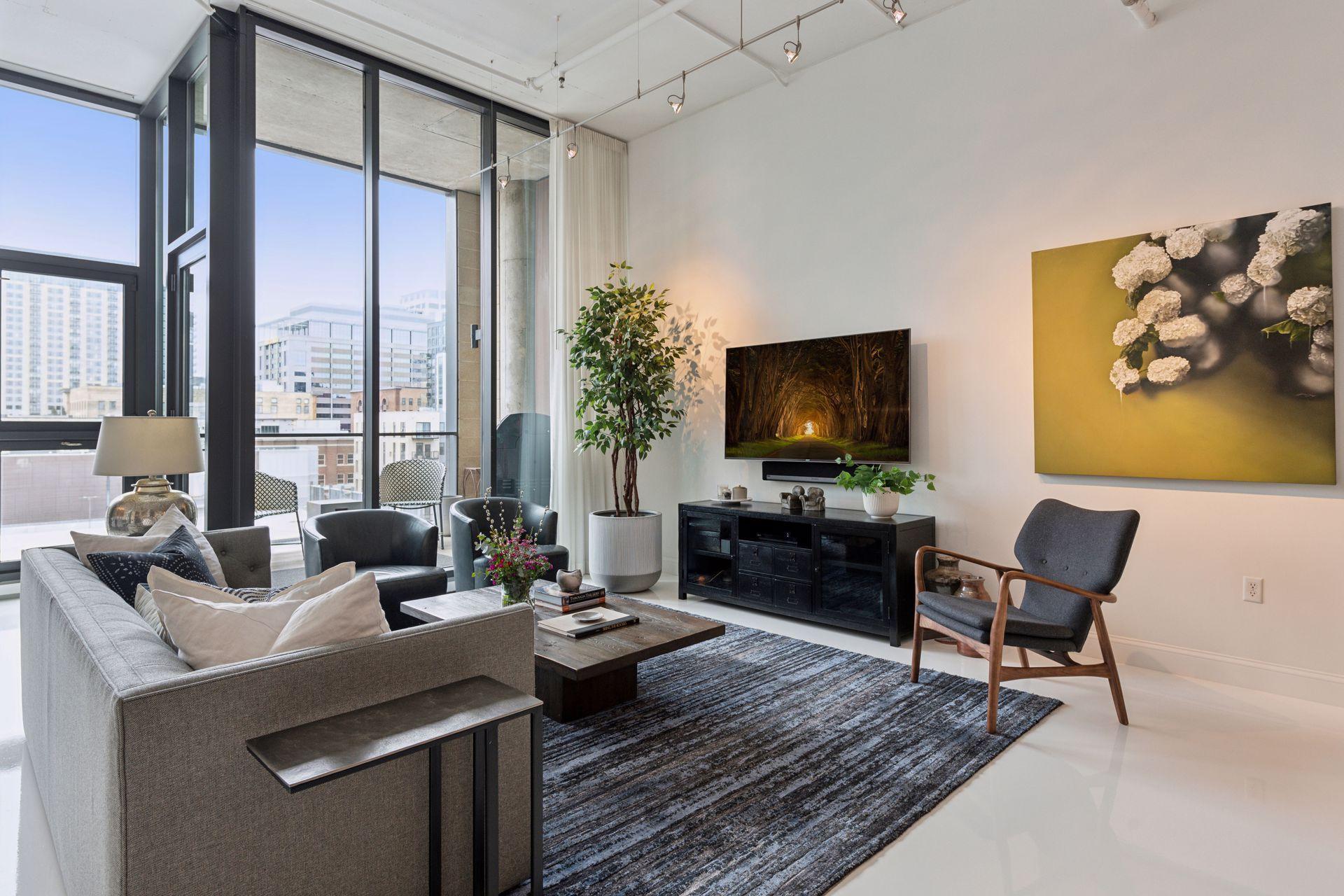 750 S 2nd Street Unit: 604