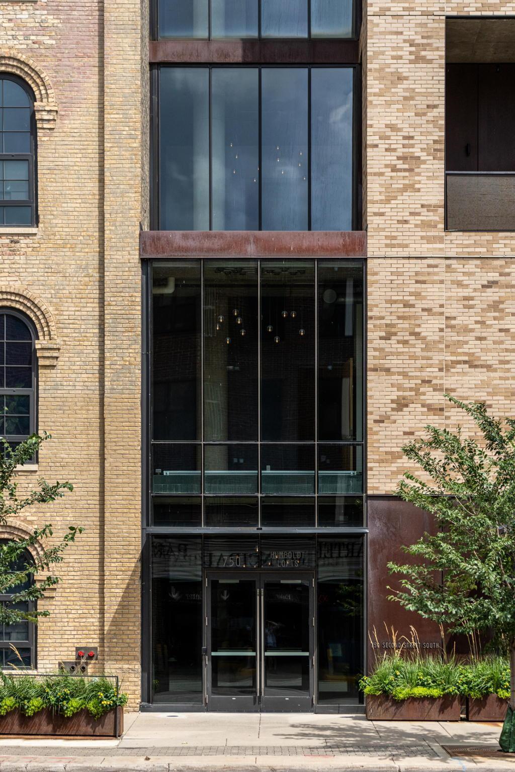 750 S 2nd Street Unit: 604