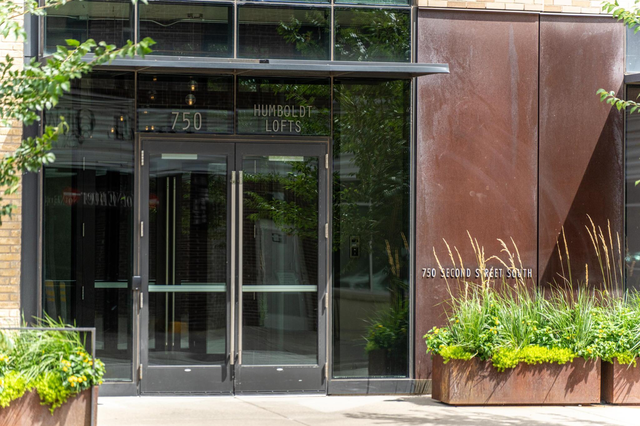 750 S 2nd Street Unit: 604