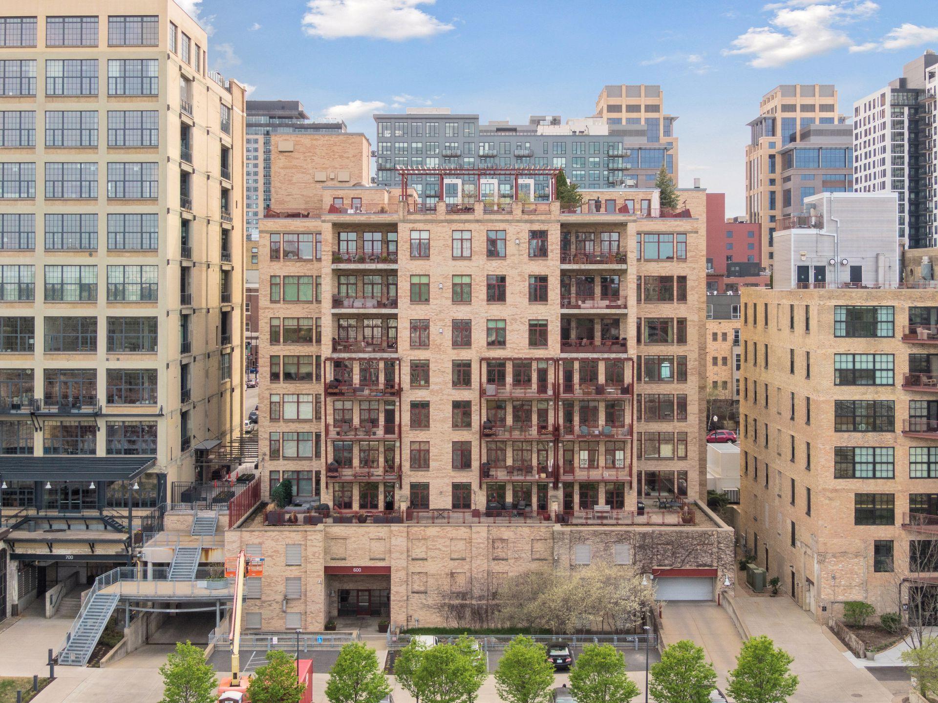 600 S 2nd Street Unit: S104