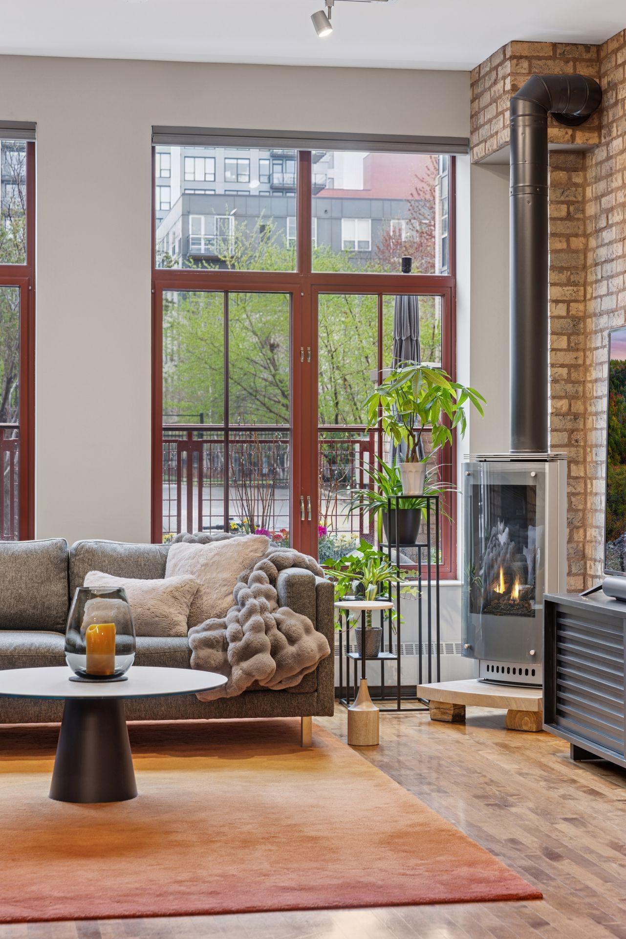 600 S 2nd Street Unit: S104