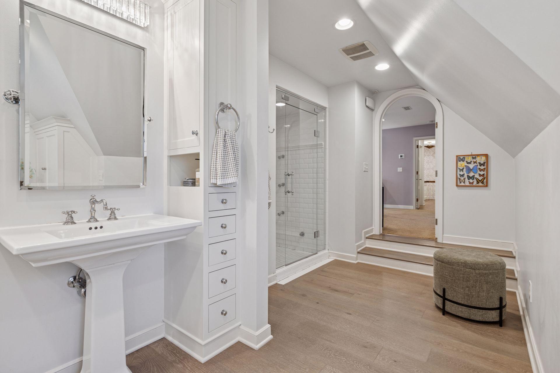 512 Janalyn Circle
