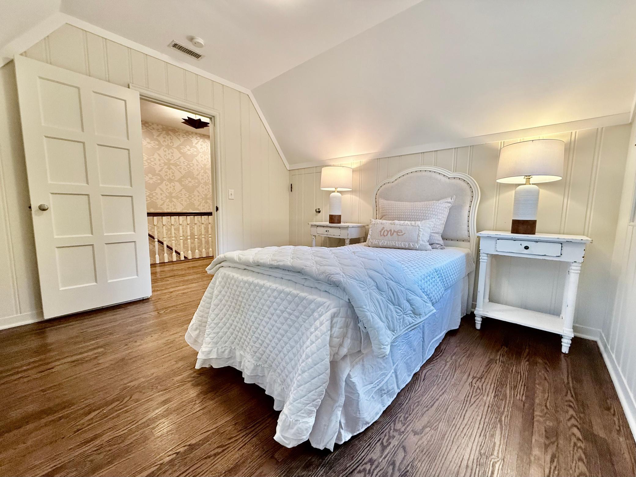 512 Janalyn Circle