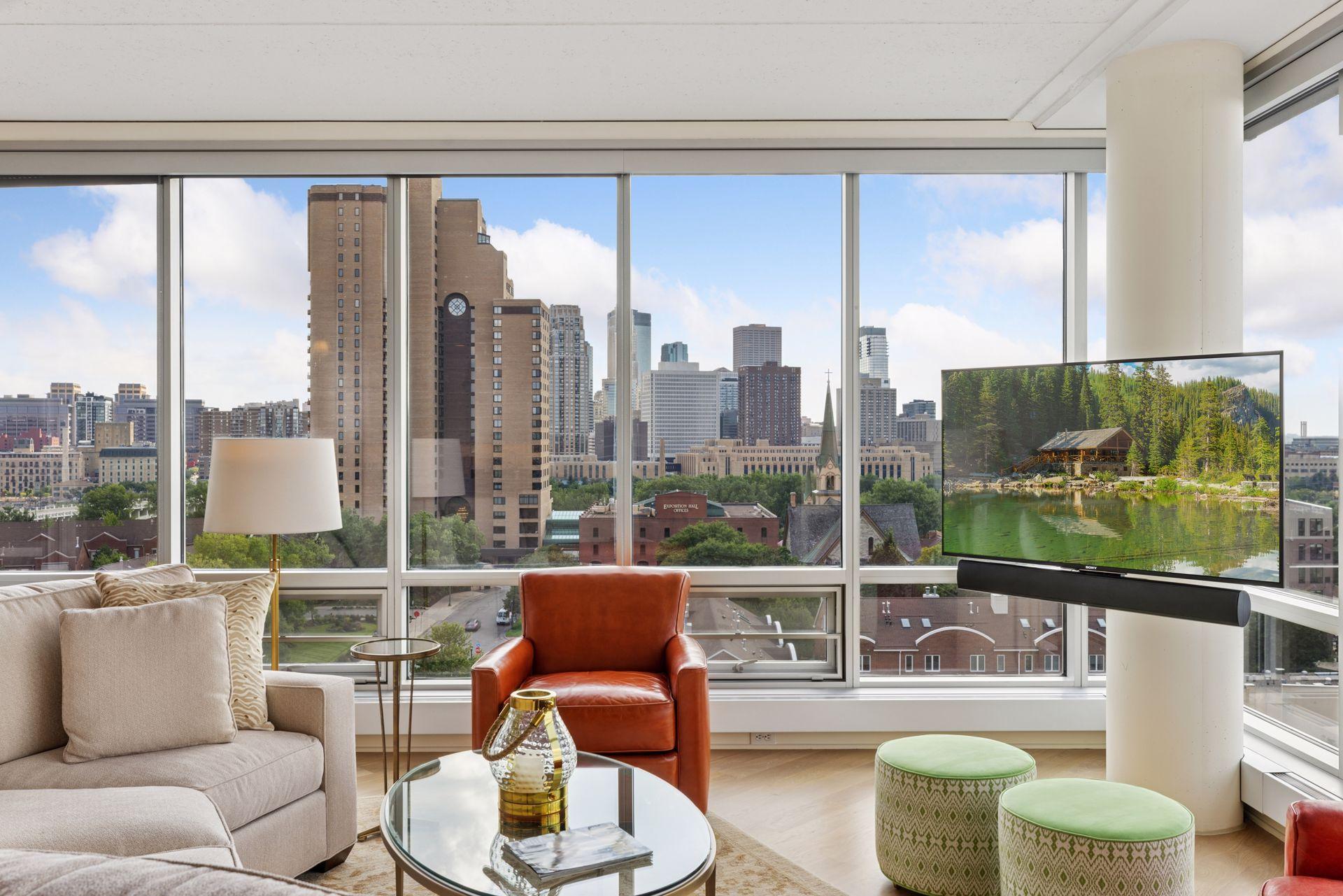 45 University Avenue SE Unit: 904