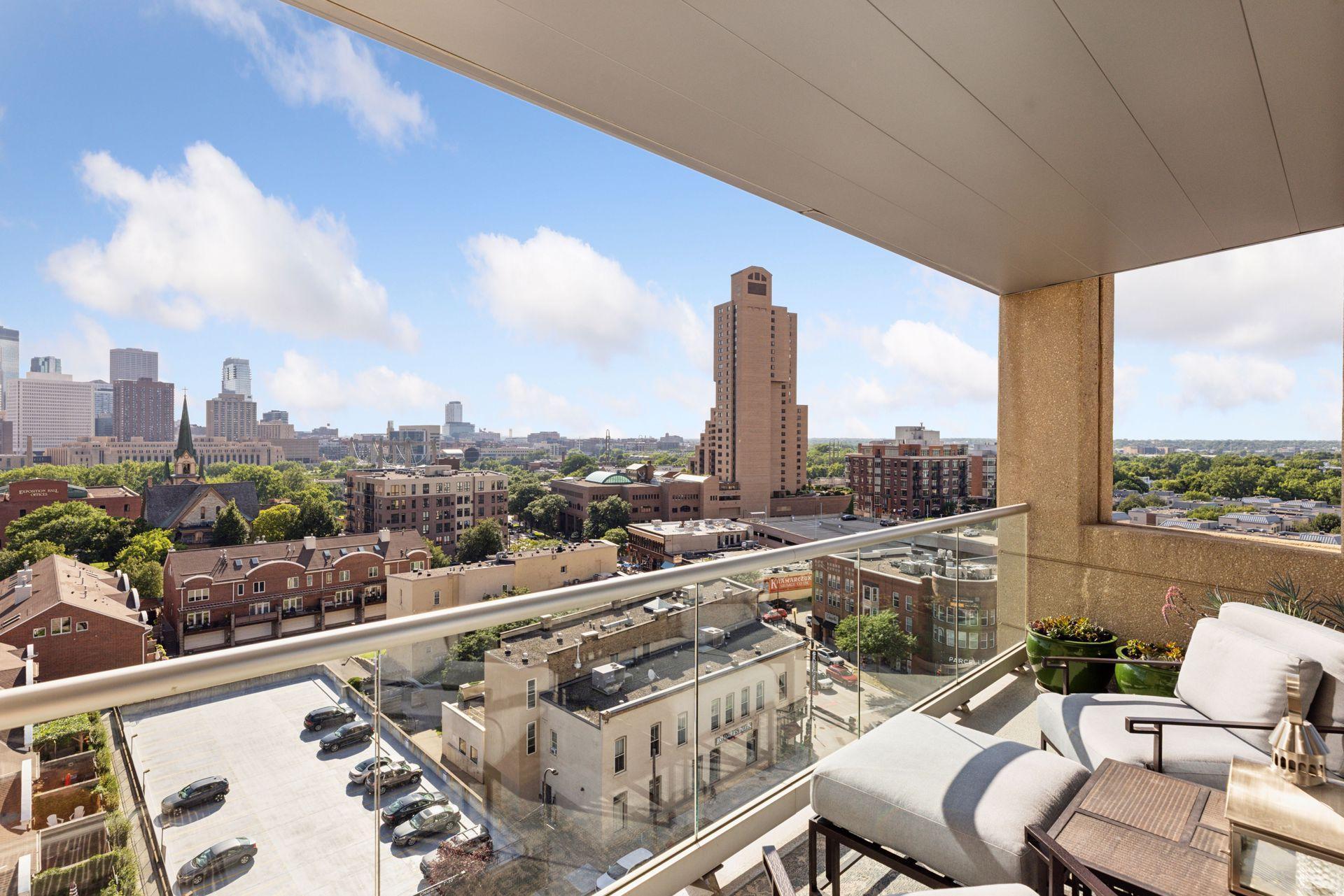 45 University Avenue SE Unit: 904