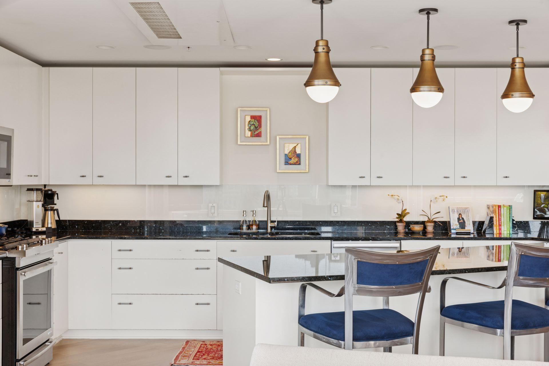 45 University Avenue SE Unit: 904