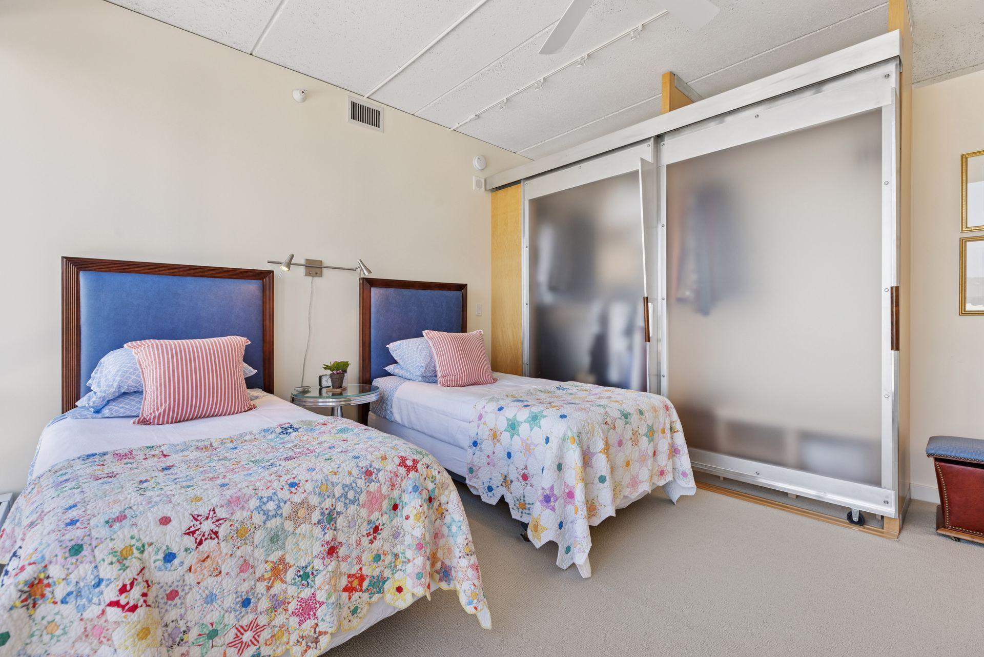 45 University Avenue SE Unit: 904