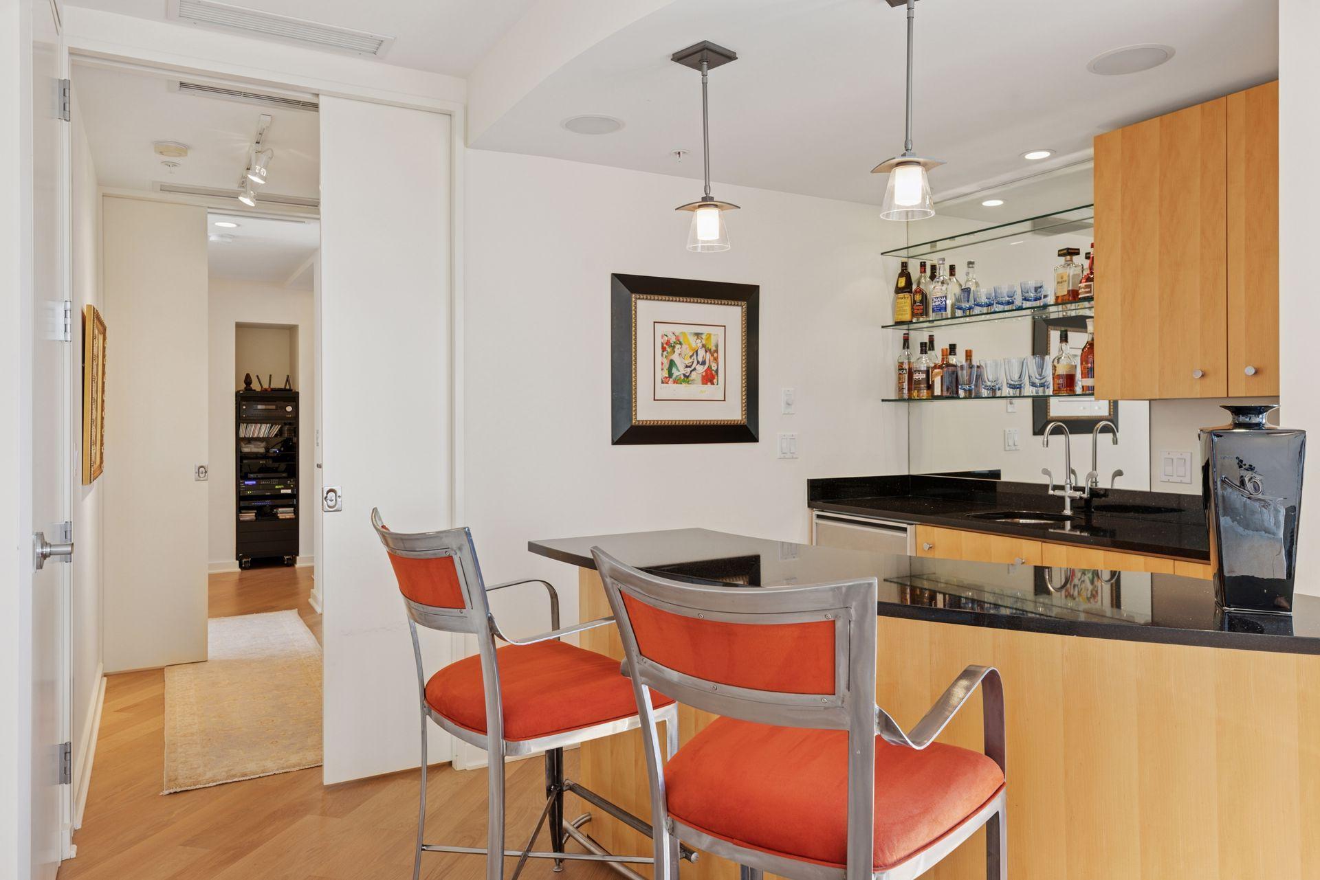 45 University Avenue SE Unit: 904