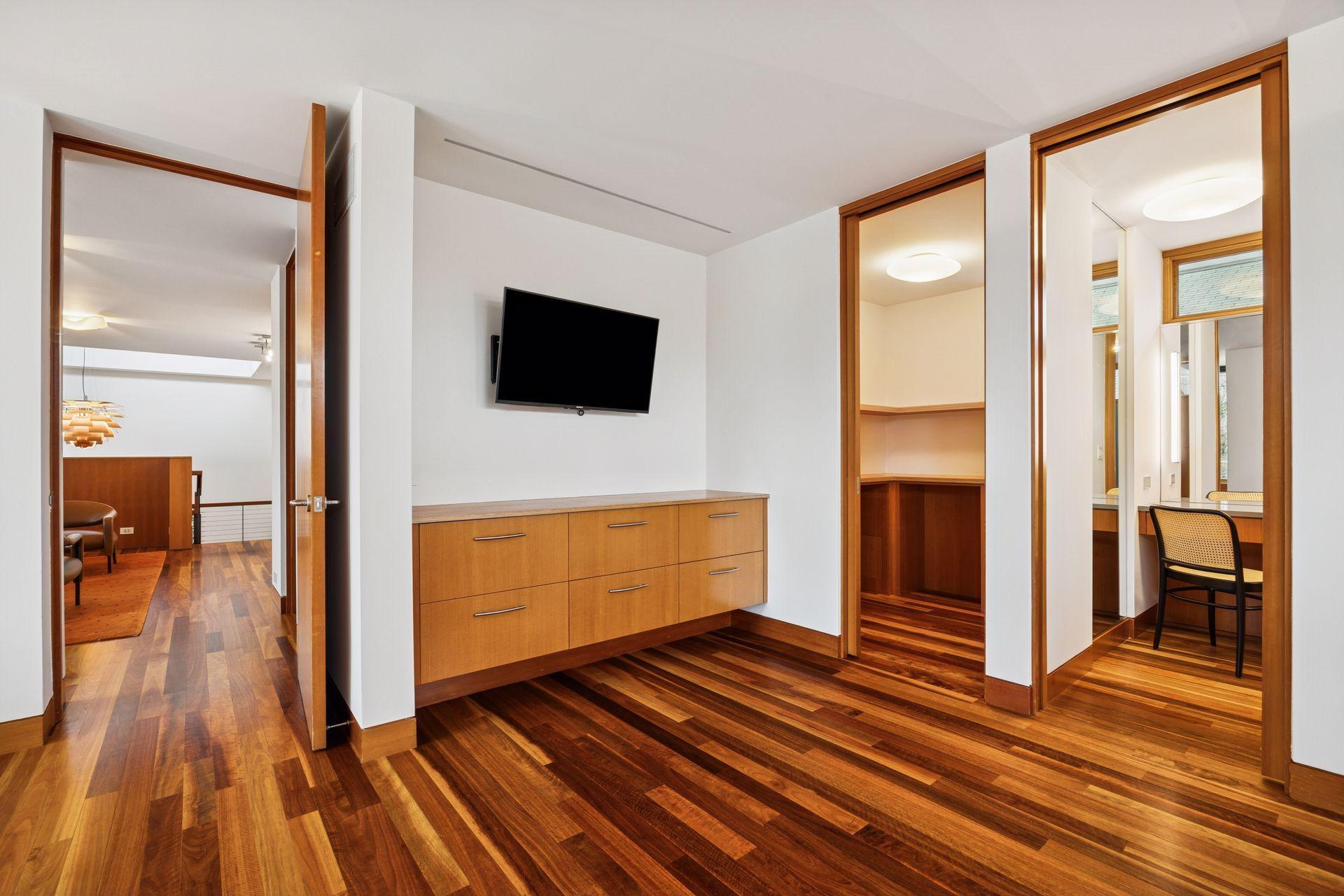 4855 E Lake Harriet Parkway