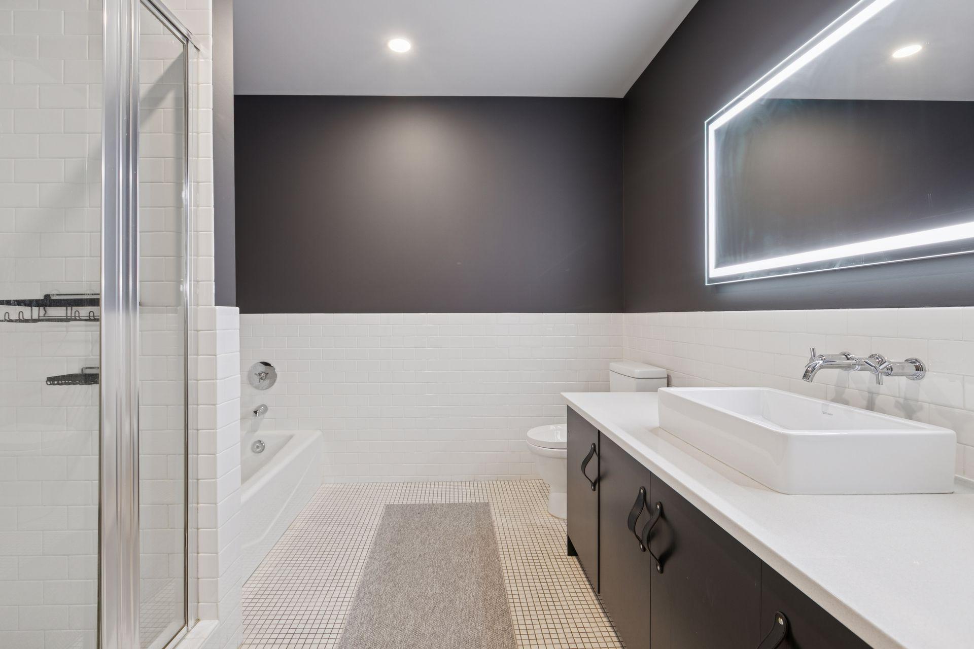 345 6th Avenue N Unit: 405