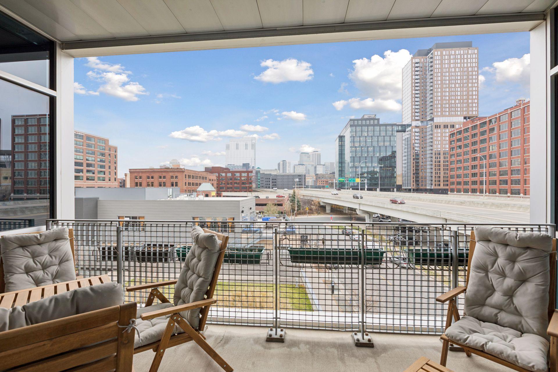 345 6th Avenue N Unit: 405