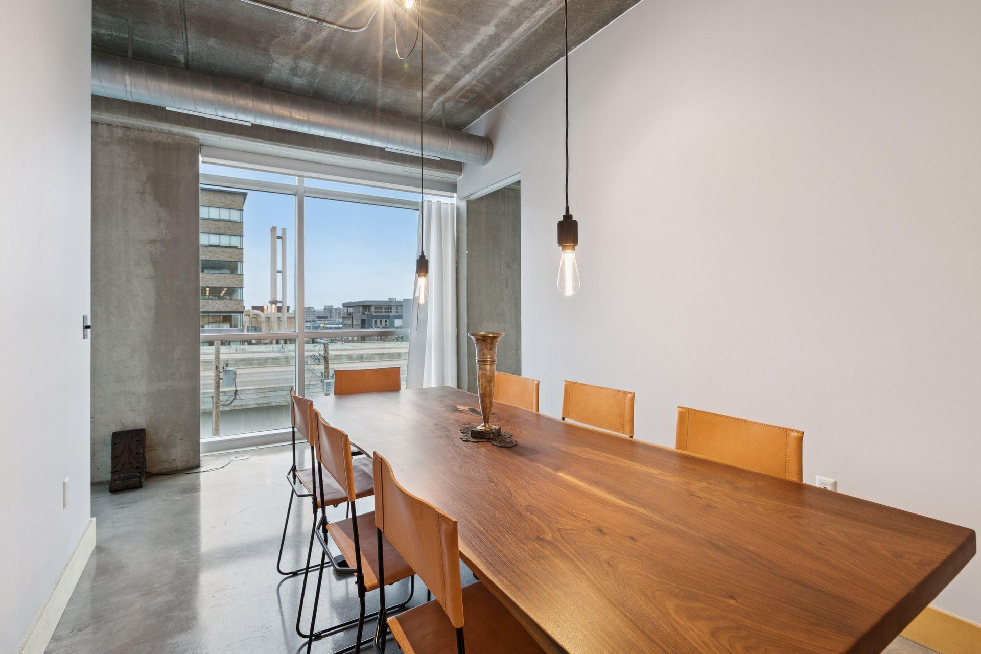 345 6th Avenue N Unit: 405