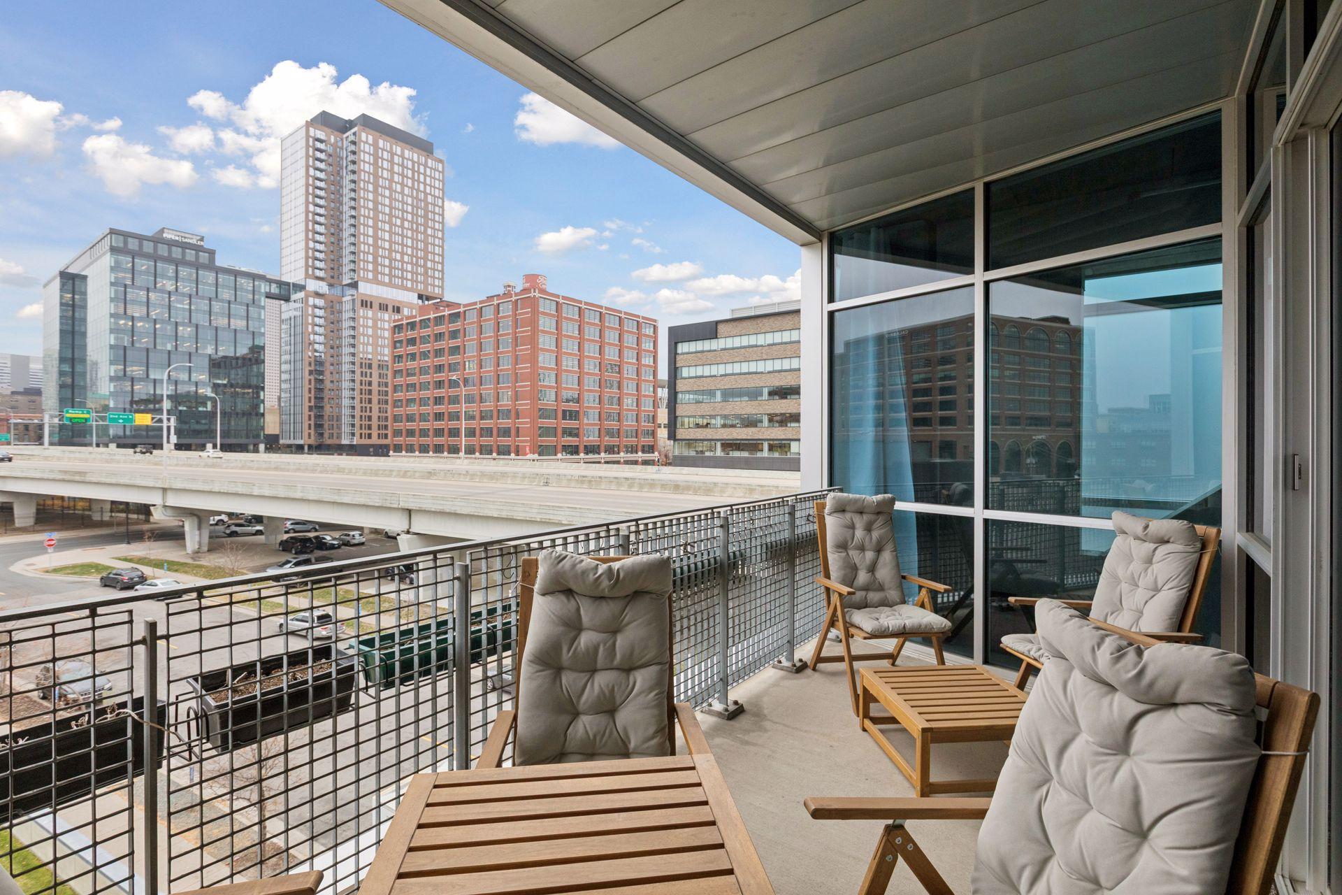 345 6th Avenue N Unit: 405