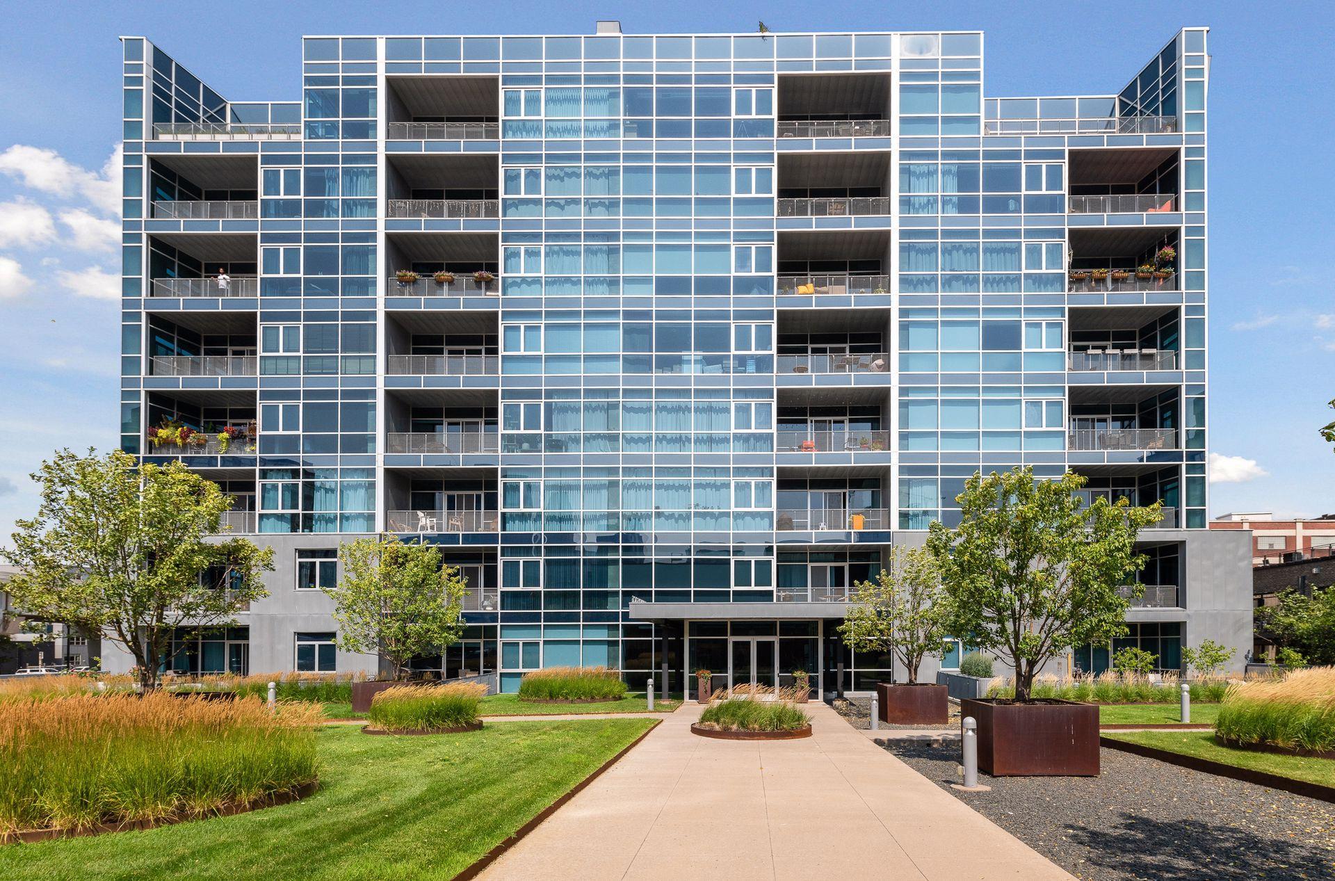 345 6th Avenue N Unit: 405