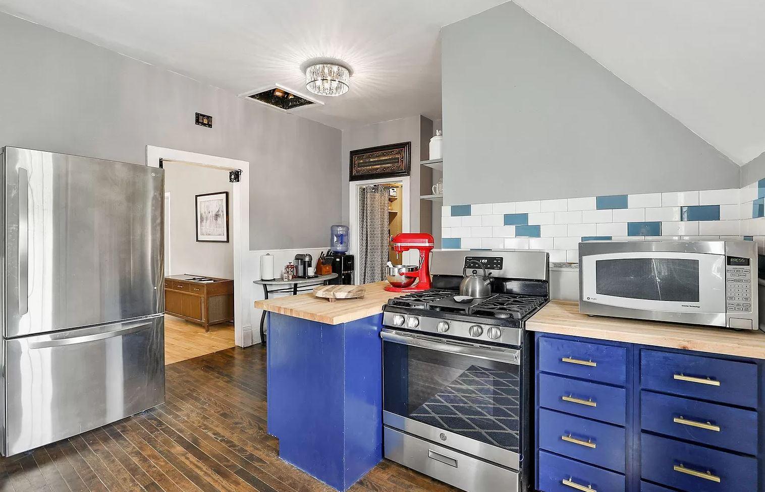 2809 Garfield Avenue