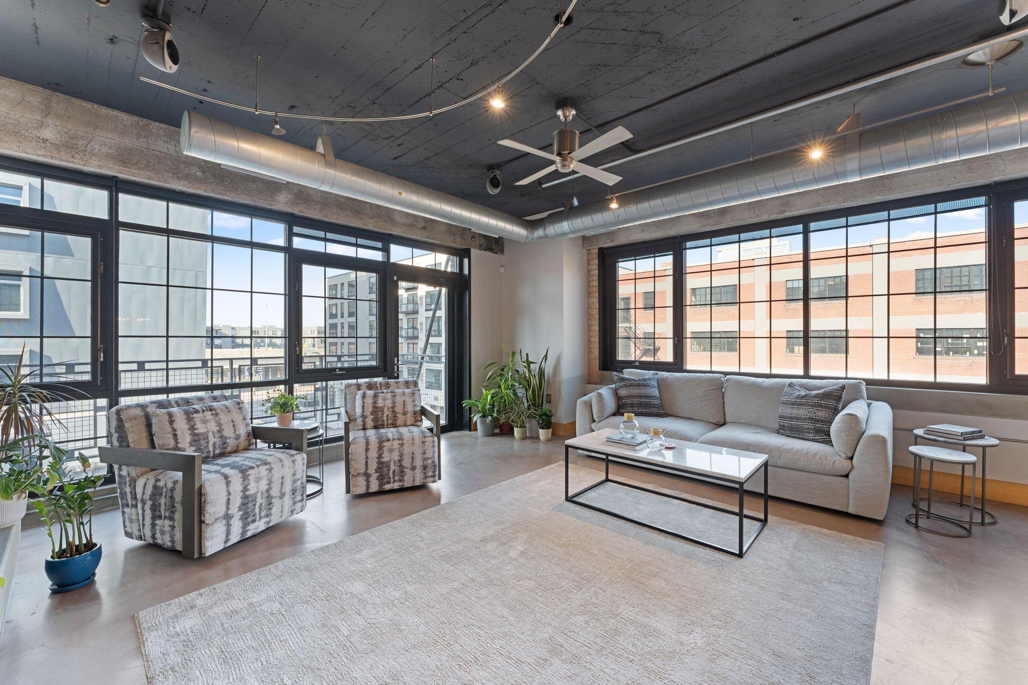 525 3rd Street N Unit: 414