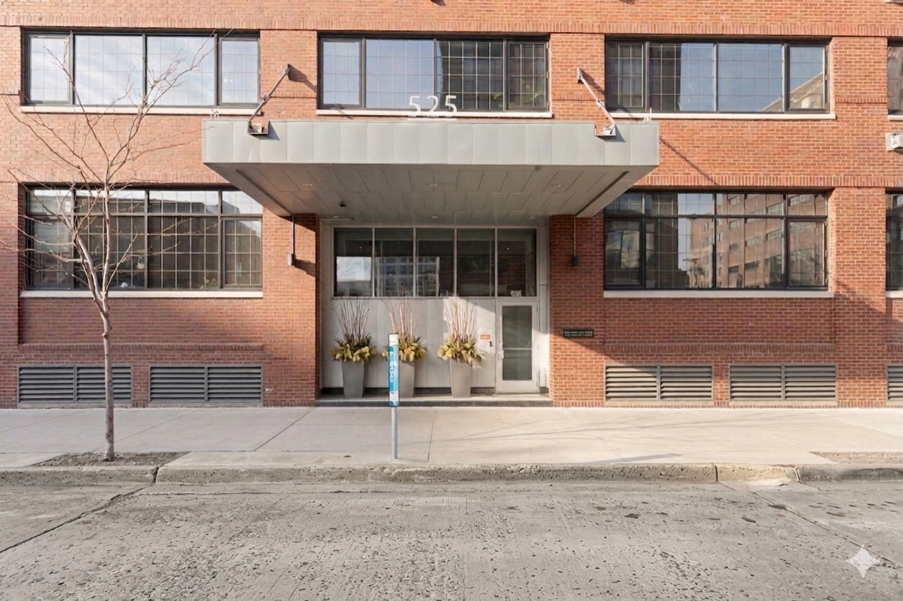525 3rd Street N Unit: 414