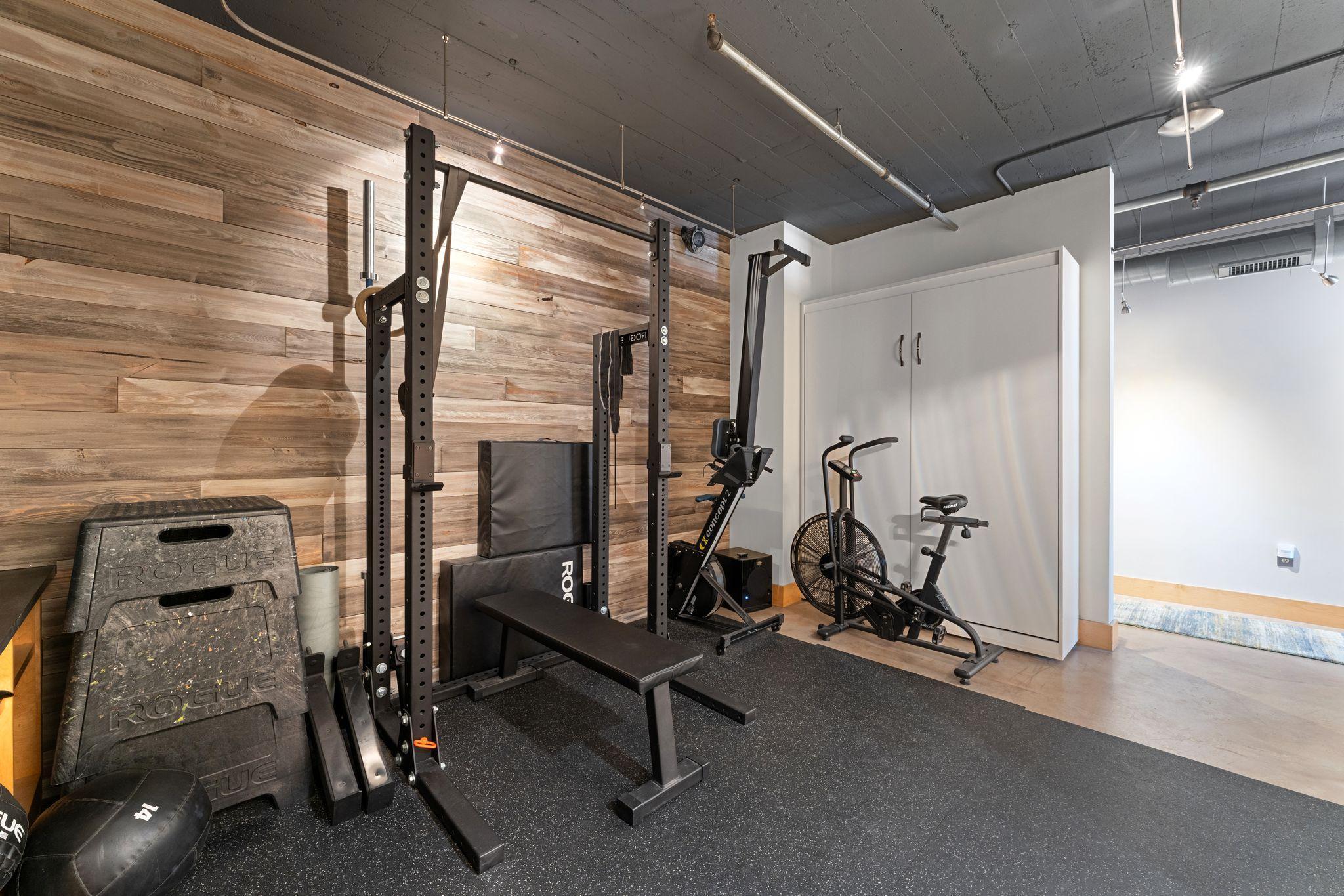 525 3rd Street N Unit: 414