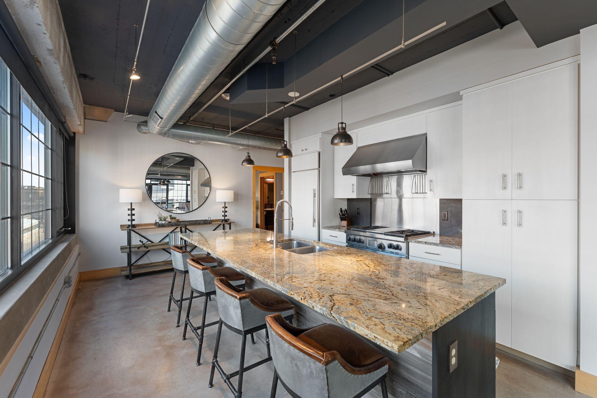 525 3rd Street N Unit: 414