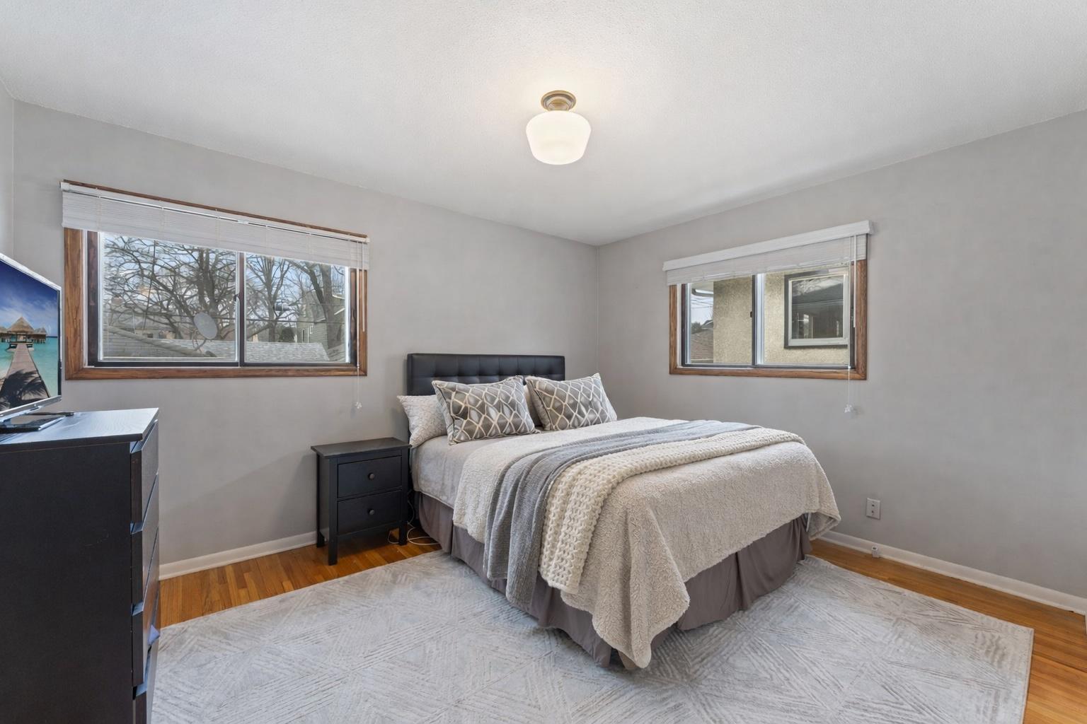 5725 Xerxes Avenue S