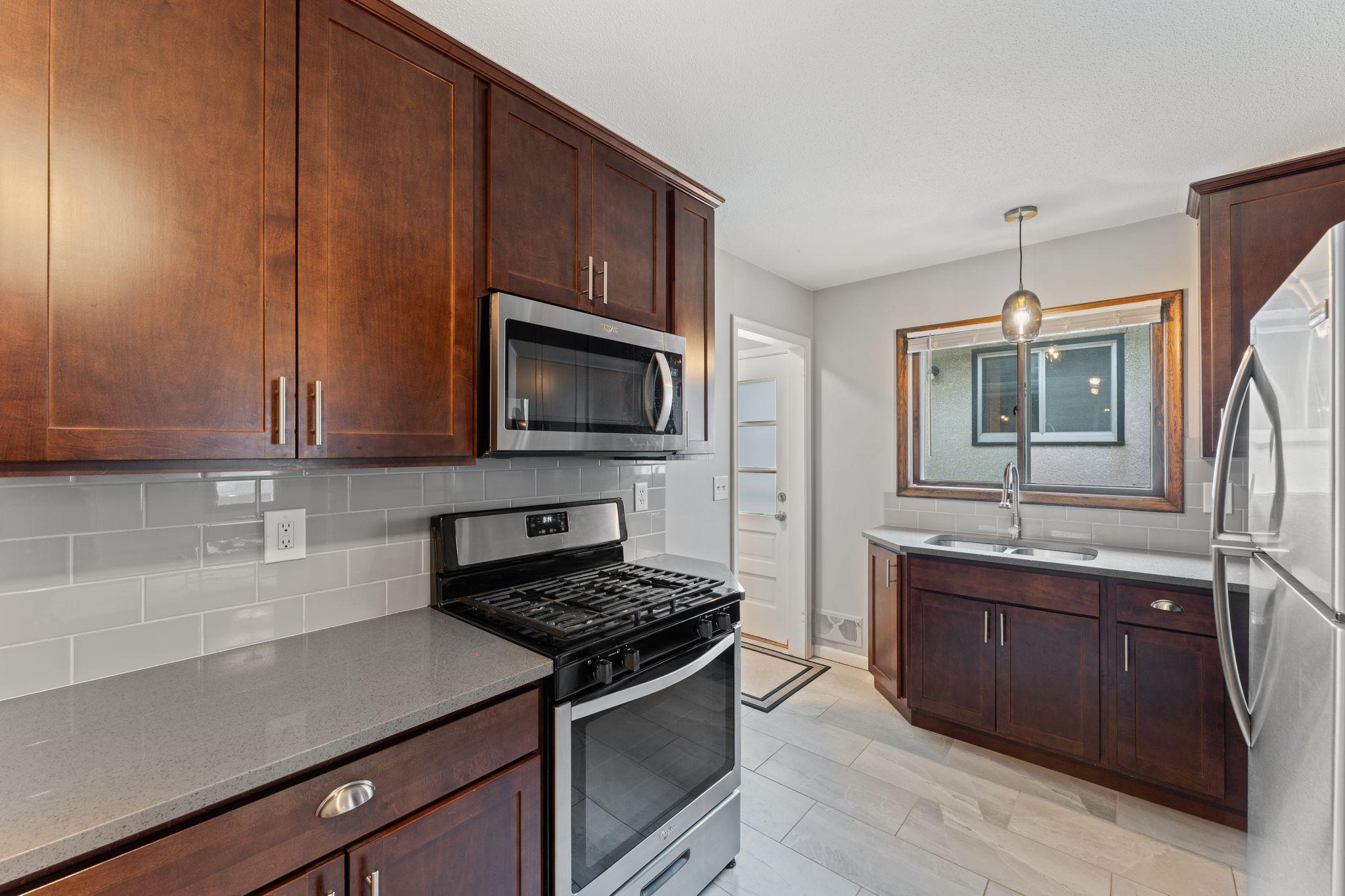 5725 Xerxes Avenue S