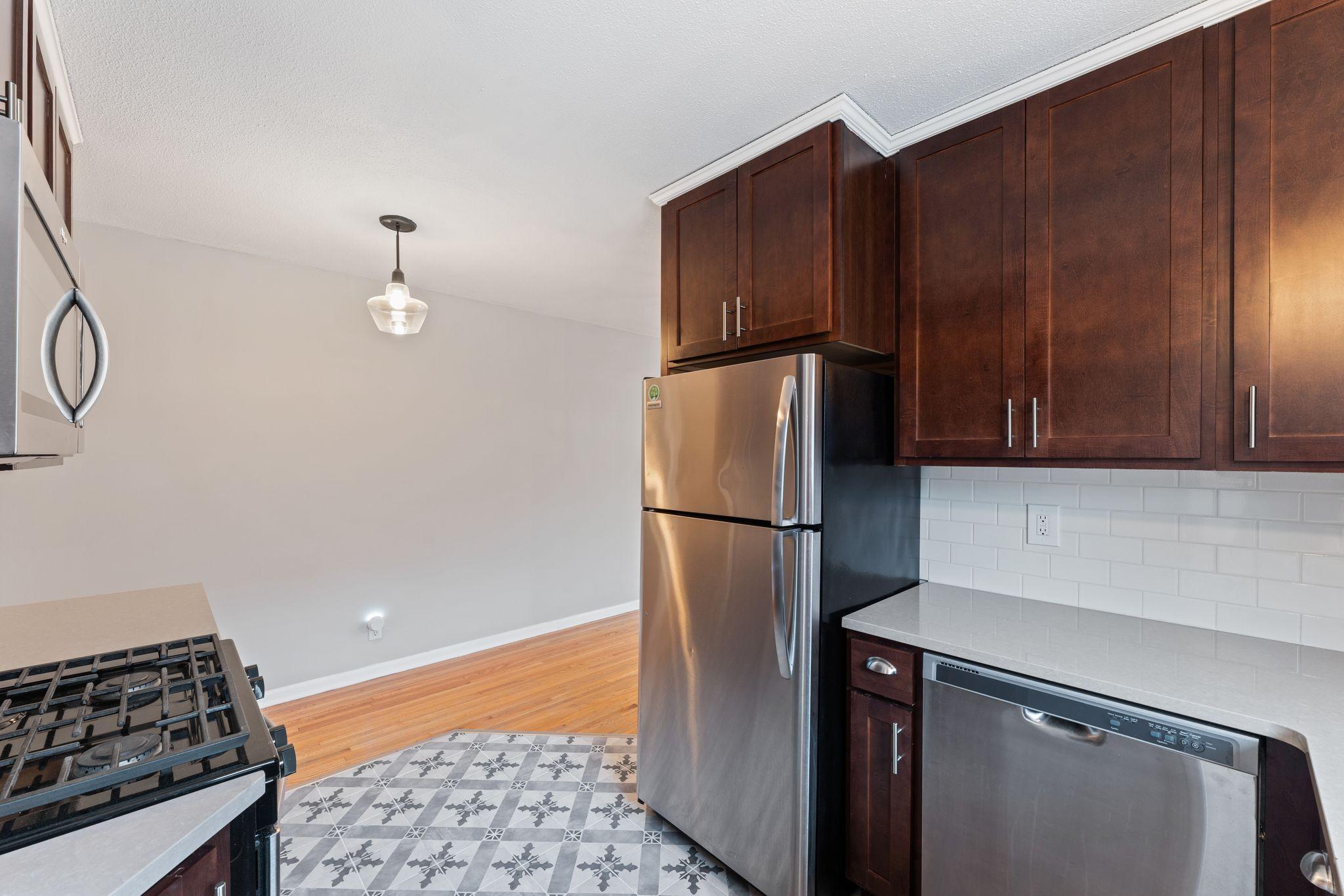 5725 Xerxes Avenue S