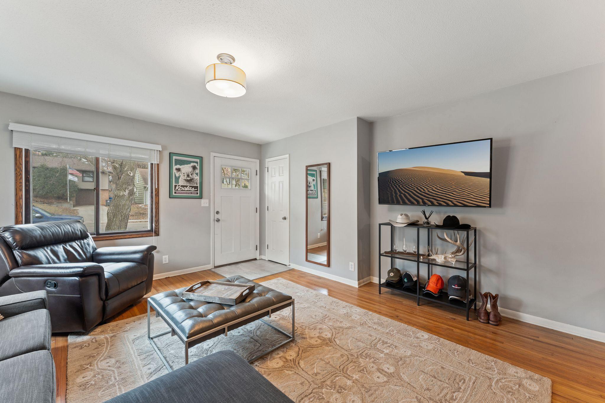 5725 Xerxes Avenue S