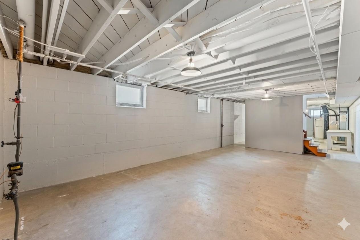 5725 Xerxes Avenue S