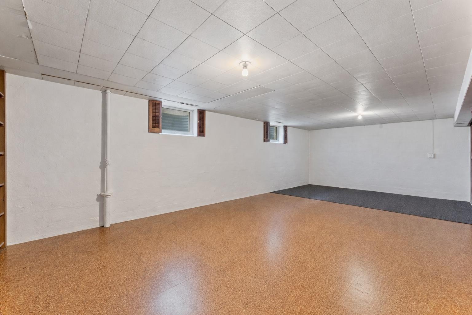 5725 Xerxes Avenue S