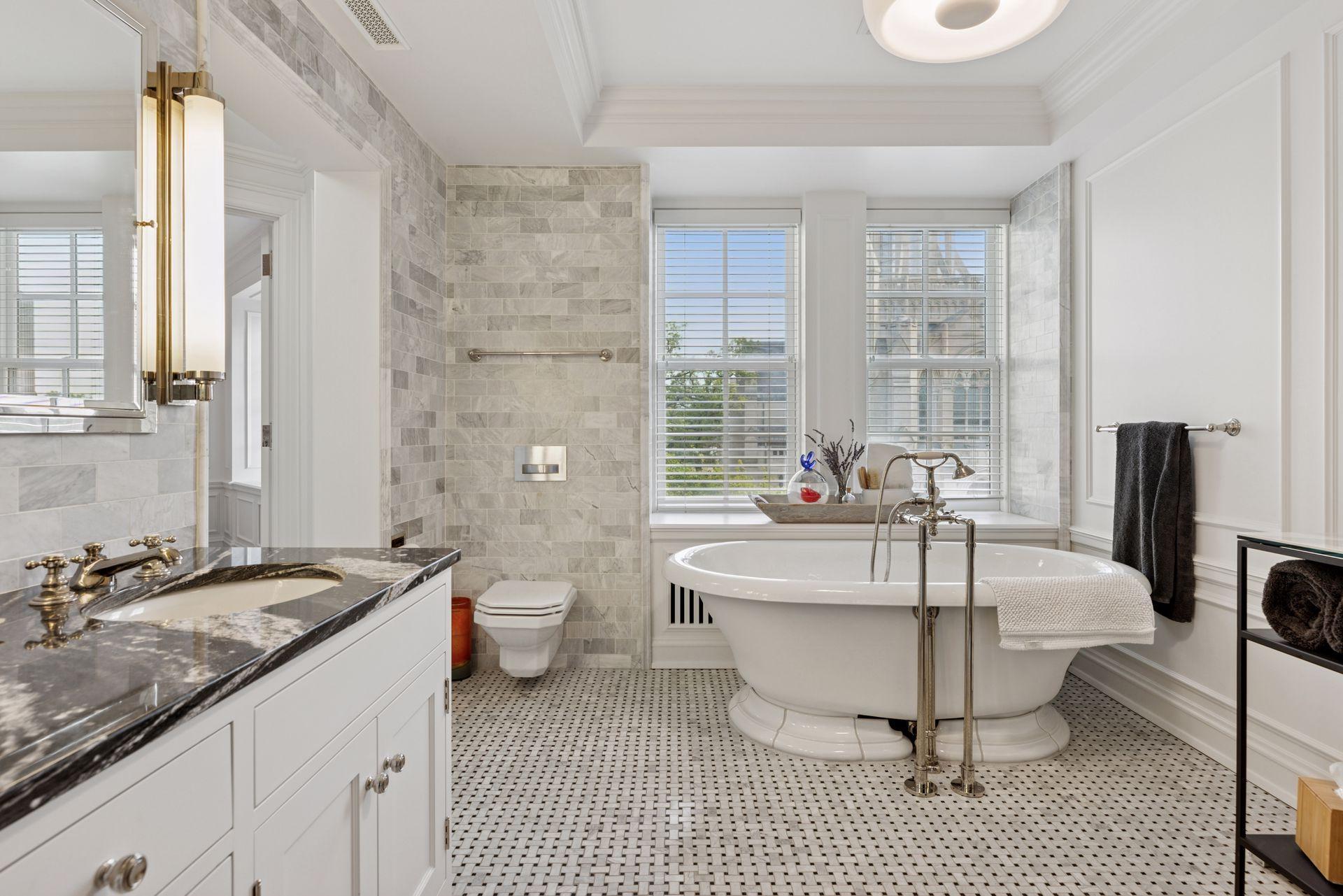 510 Groveland Avenue Unit: 304