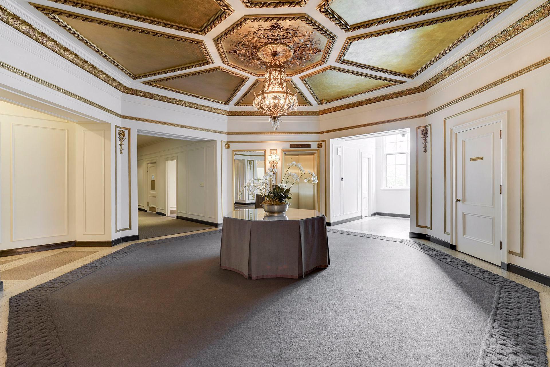 510 Groveland Avenue Unit: 304