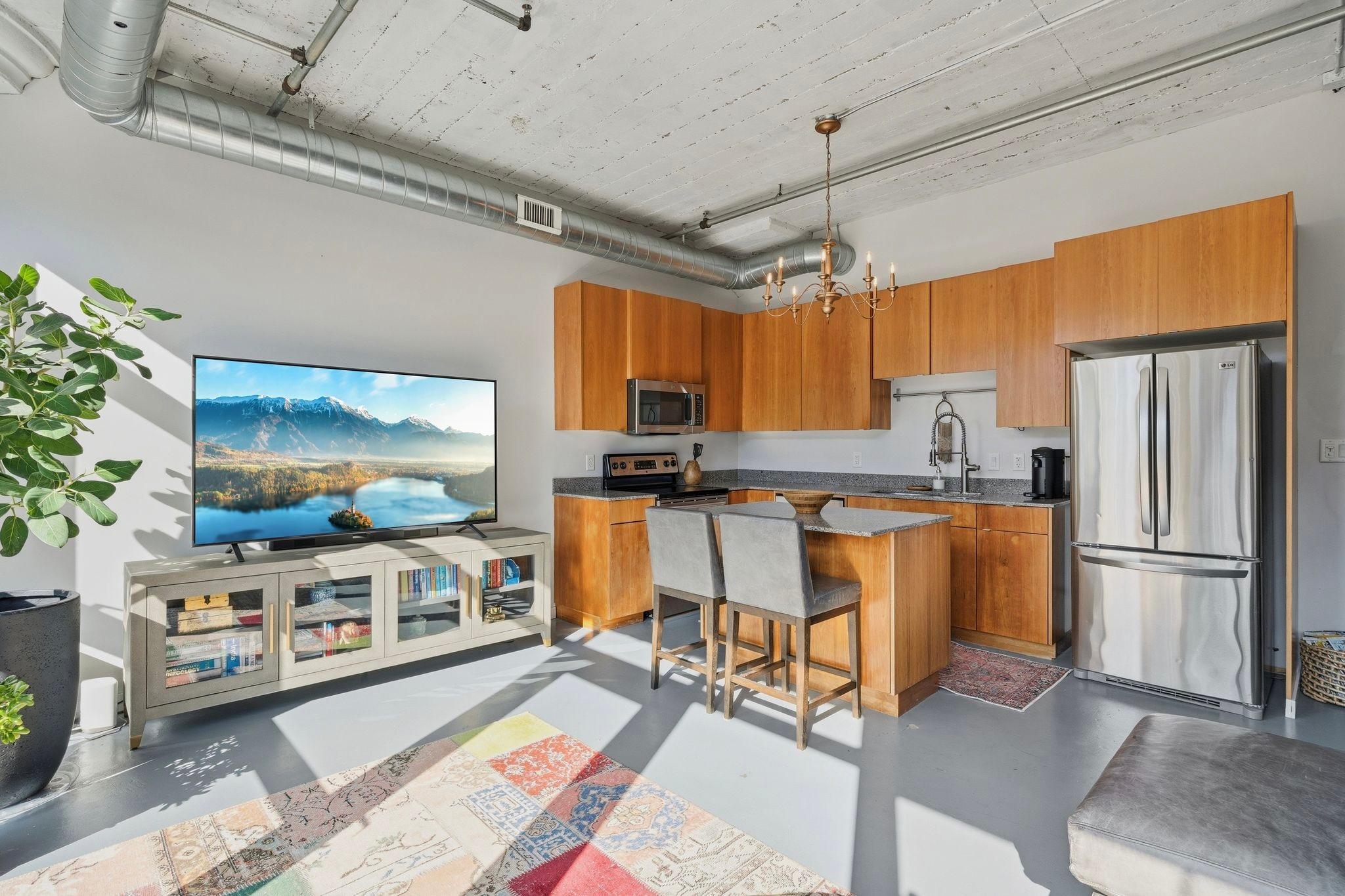 748 3rd Street N Unit: 601