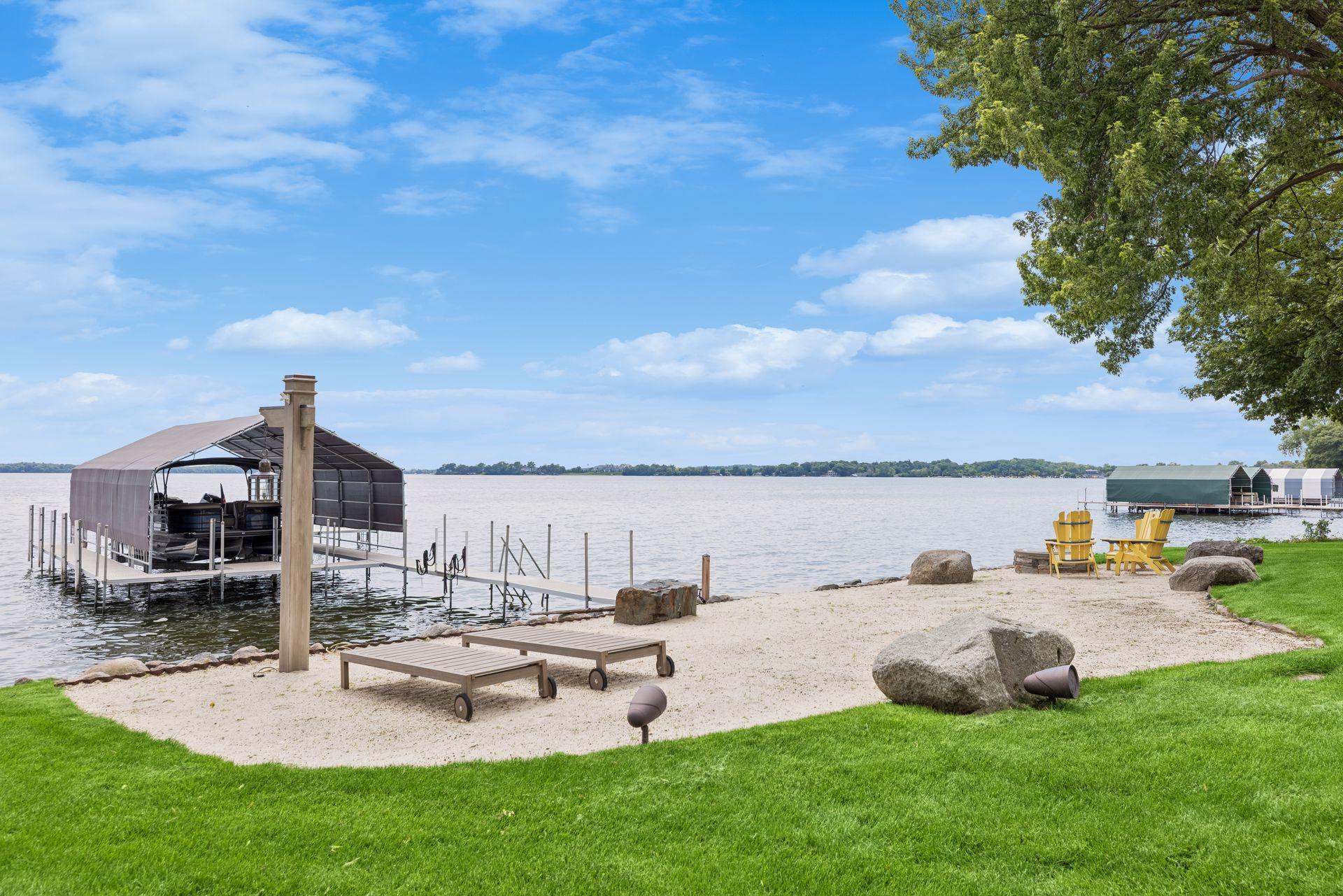 520 Ferndale Road W