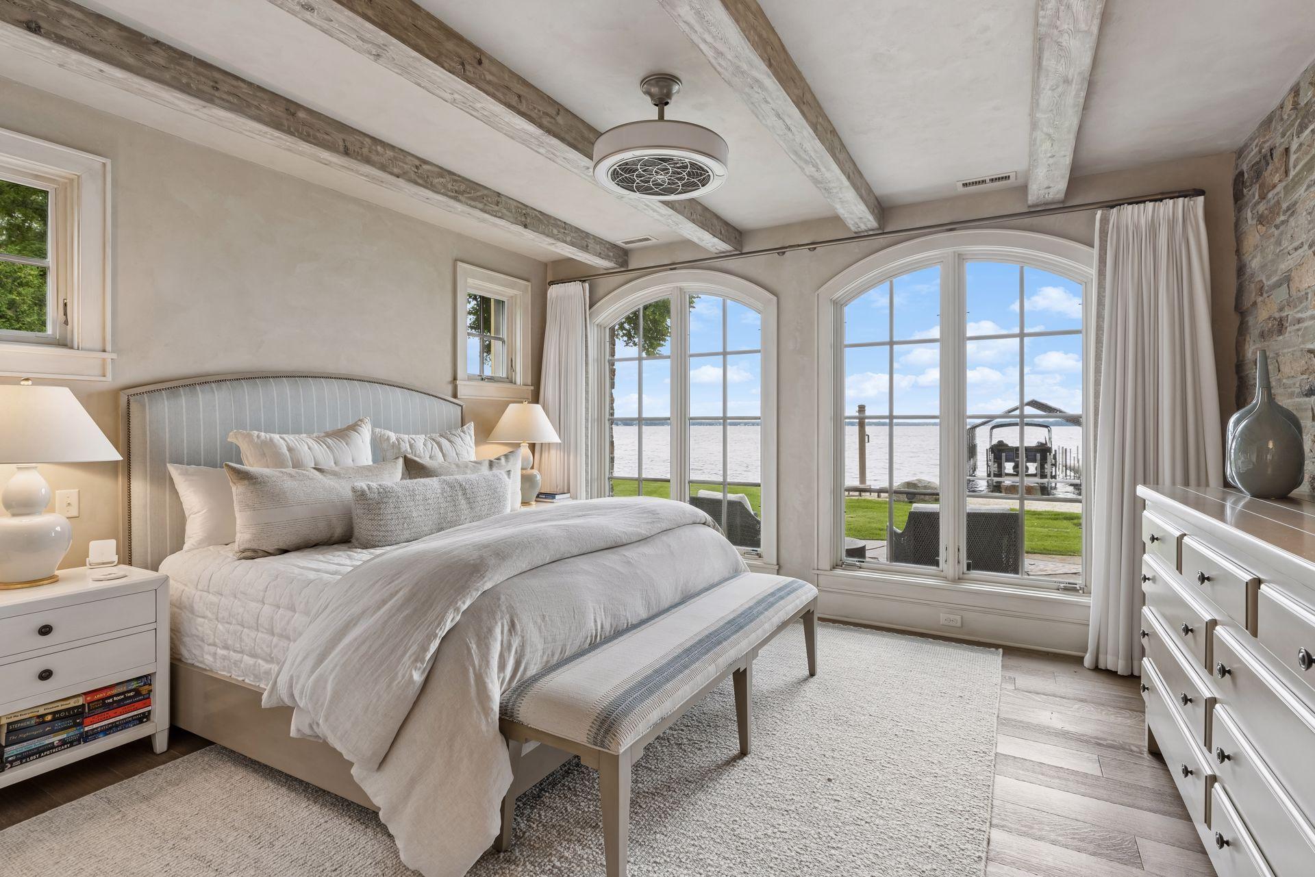 520 Ferndale Road W