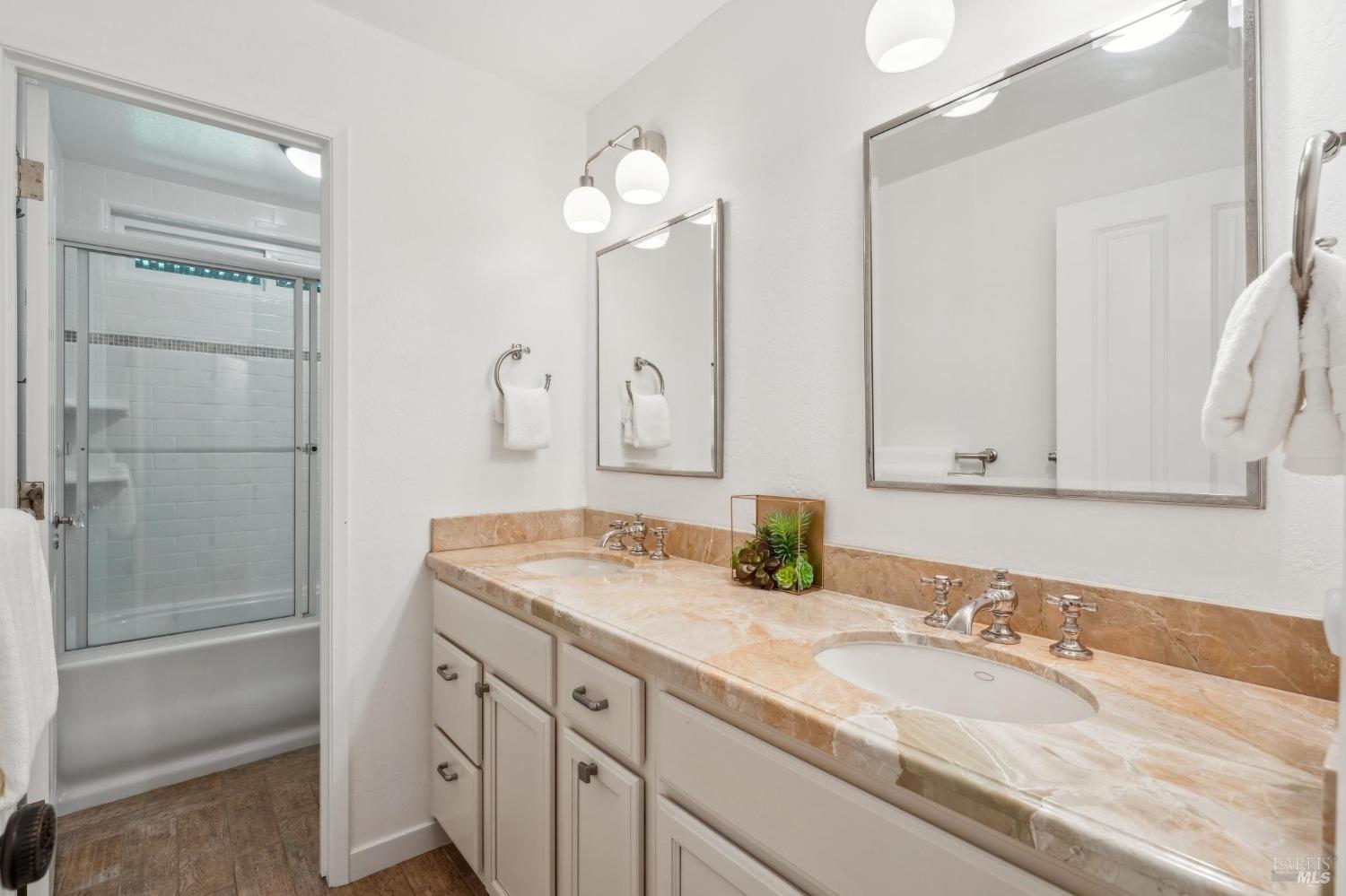 25 Palomino Cir