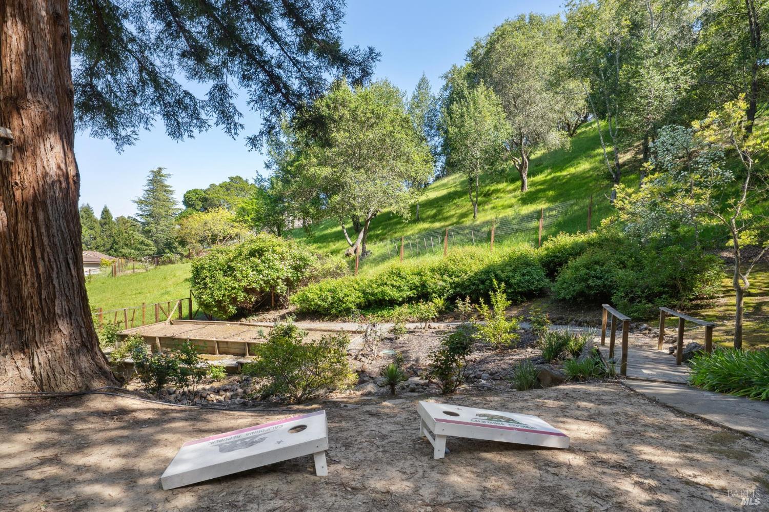 25 Palomino Cir