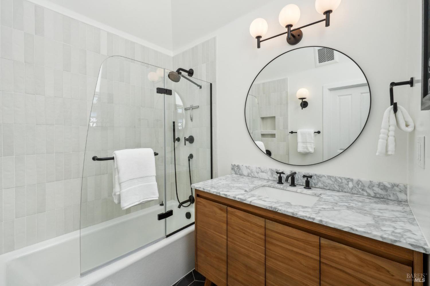 25 Palomino Cir