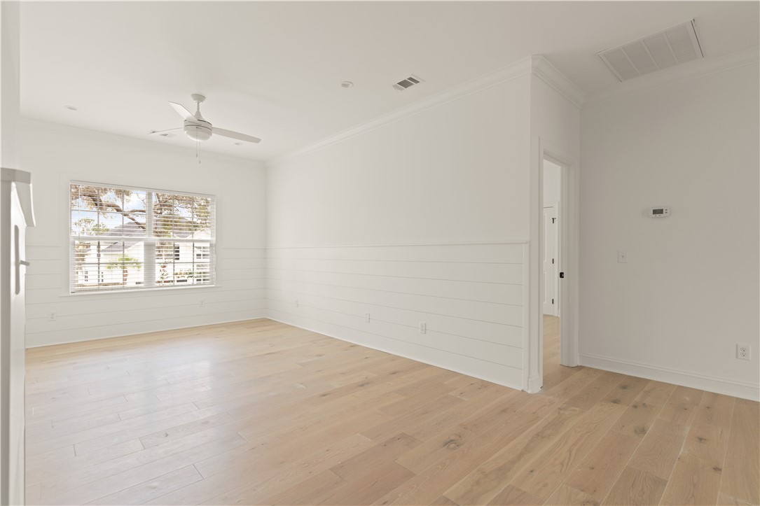1007 Conservation Lane