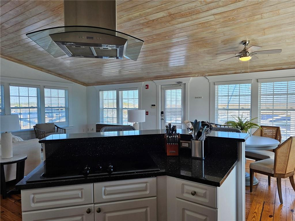 52 hidden Harbor Road