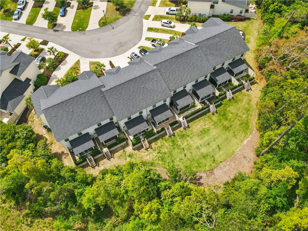 803 Mariners Circle